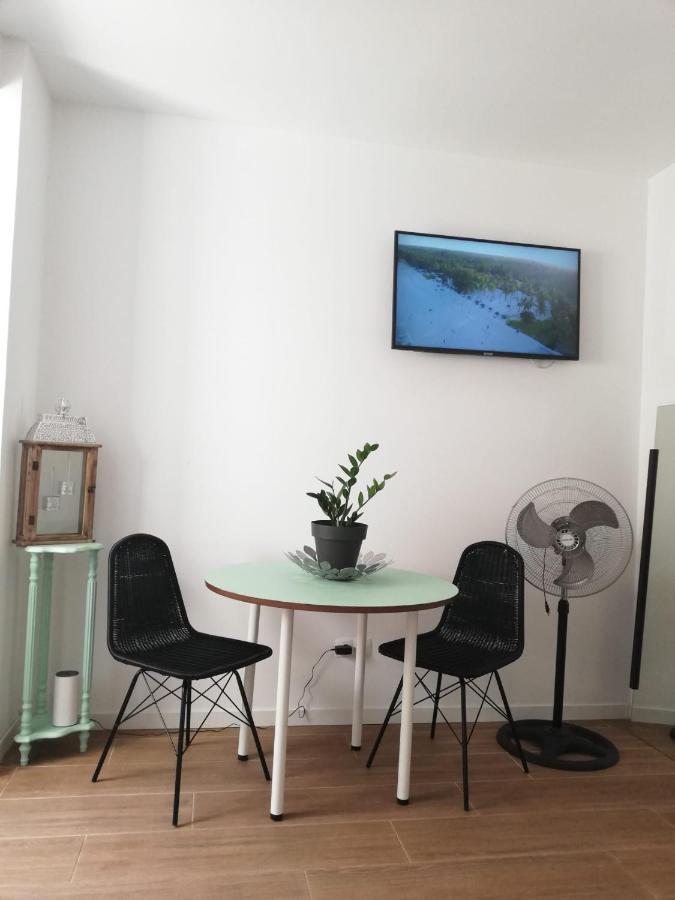 Mini Apartamento Centrico Con Zonas Compartidas Hotel Valencia Ngoại thất bức ảnh